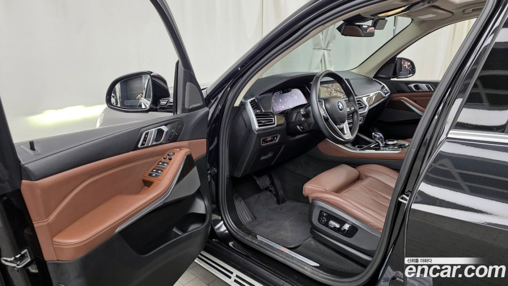 BMW X5 xDrive 40i xLine, 2023