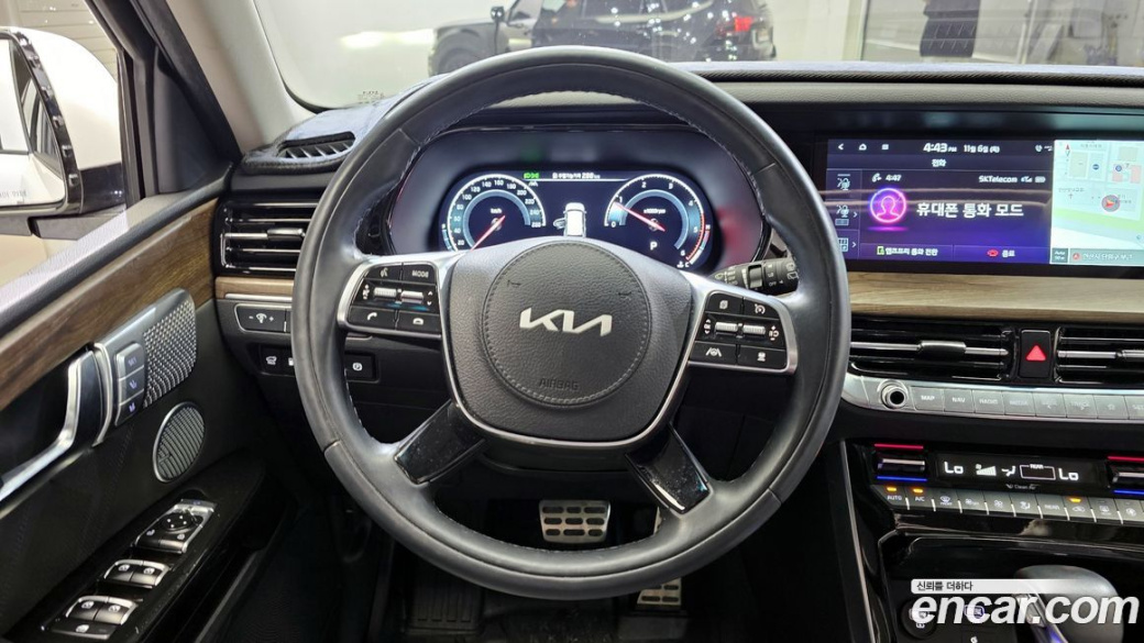 Kia Mohave Diesel 3.0 4WD 7-Seater, 2022