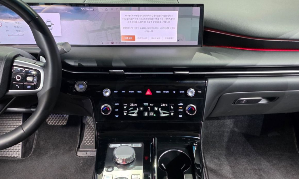 Genesis G80 Gasoline 2.5 Turbo AWD, 2025