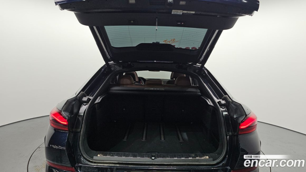 BMW X6 xDrive40i M Sport, 2023