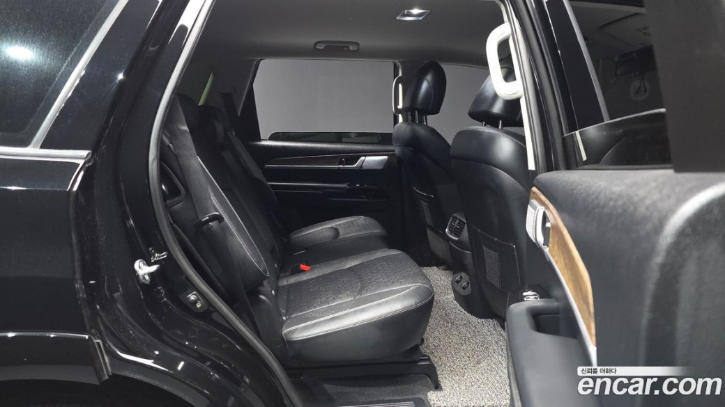 Kia Mohave Diesel 3.0 4WD 5-Seater, 2023
