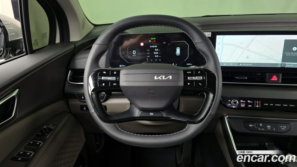Kia Carnival 9-Seater Noblesse, 2025