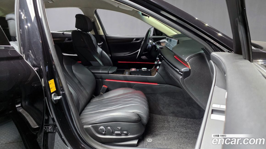 Genesis G80 Gasoline 2.5 Turbo AWD, 2025