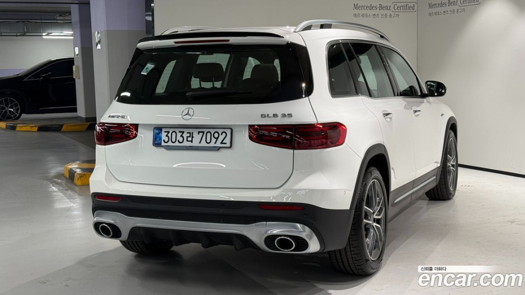 Mercedes-Benz GLB-Class AMG GLB35 4MATIC, 2025