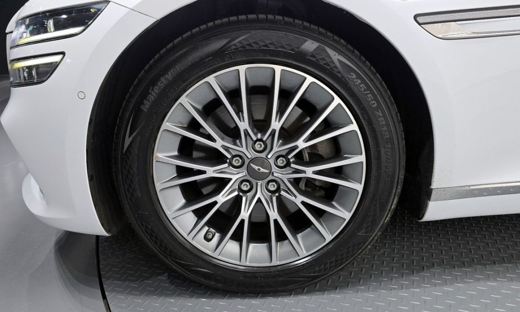 Genesis G80 Gasoline 2.5 Turbo AWD, 2024