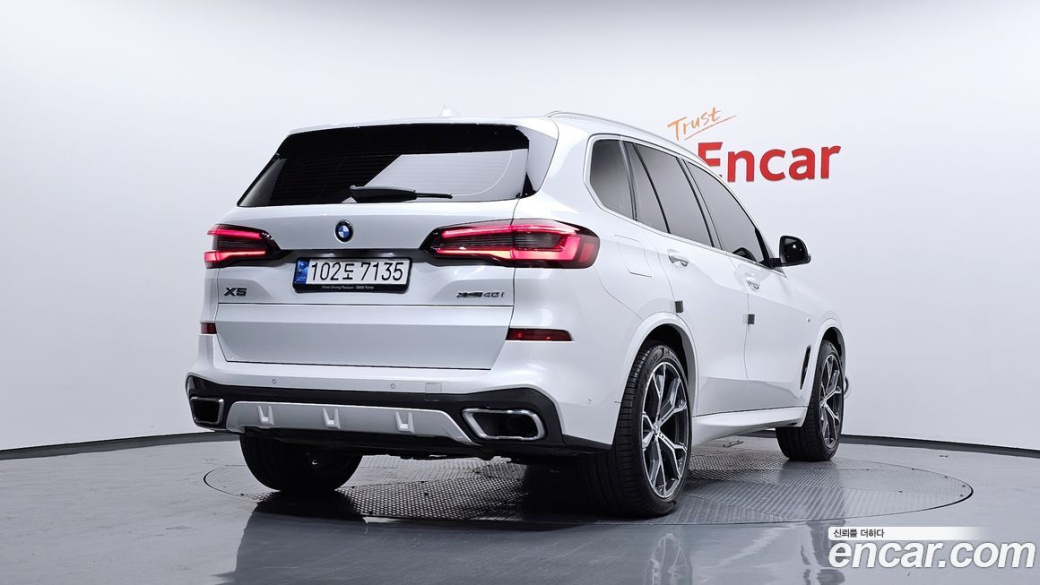 BMW X5 xDrive 40i M Sport, 2022