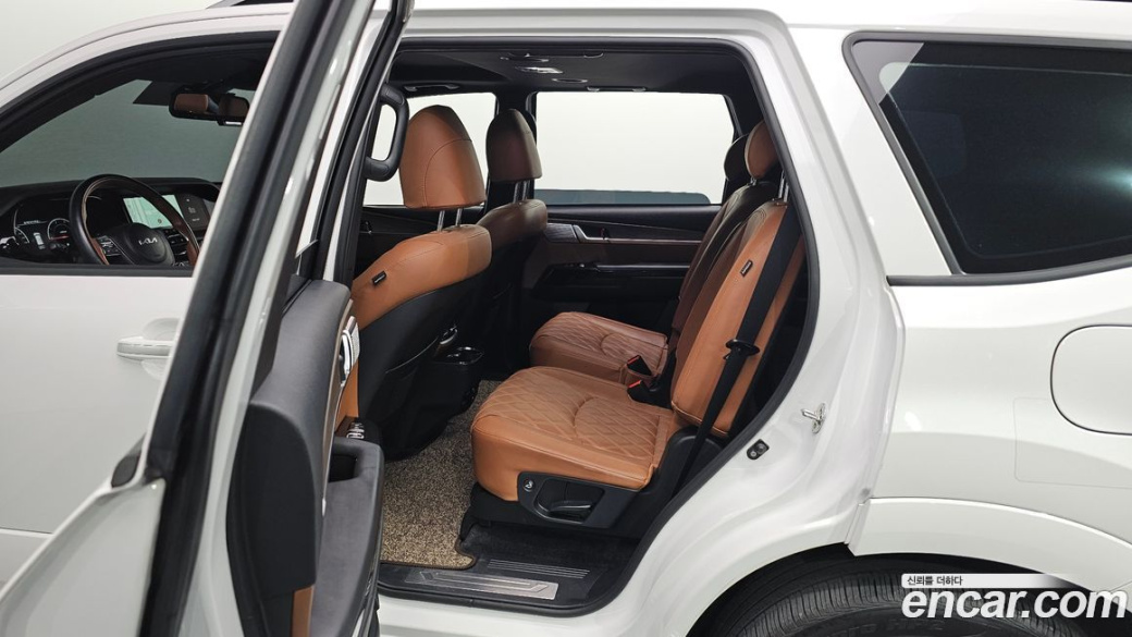 Kia Mohave Diesel 3.0 4WD 6-Seater, 2023