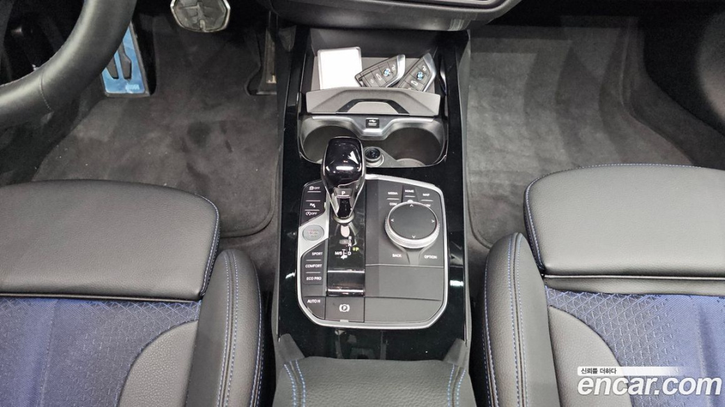 BMW 2-Series 220i M Sports, 2024