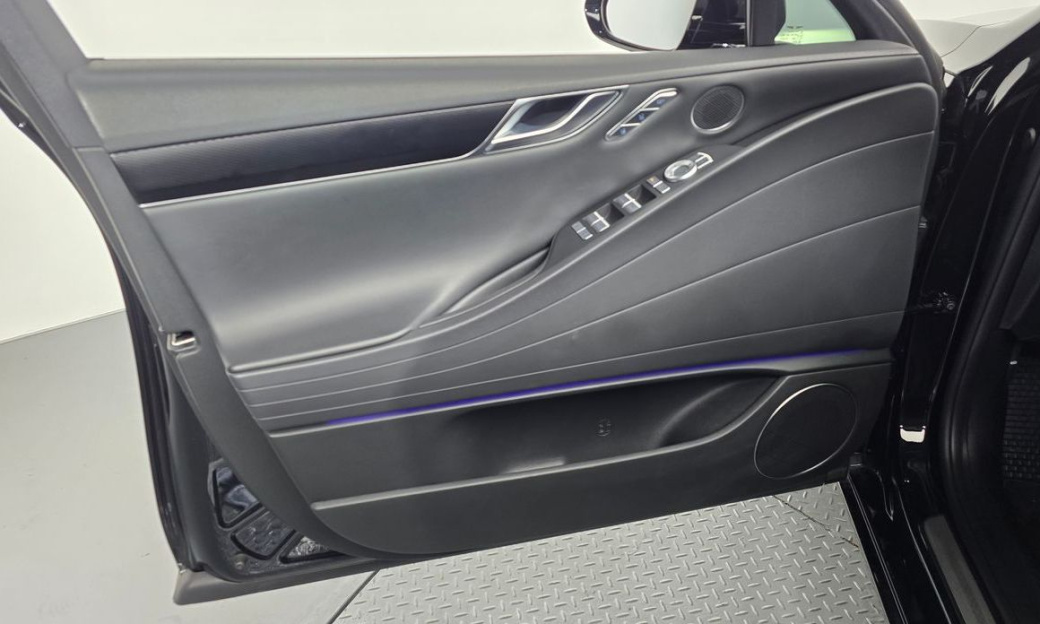 Genesis G80 Gasoline 2.5 Turbo AWD, 2025