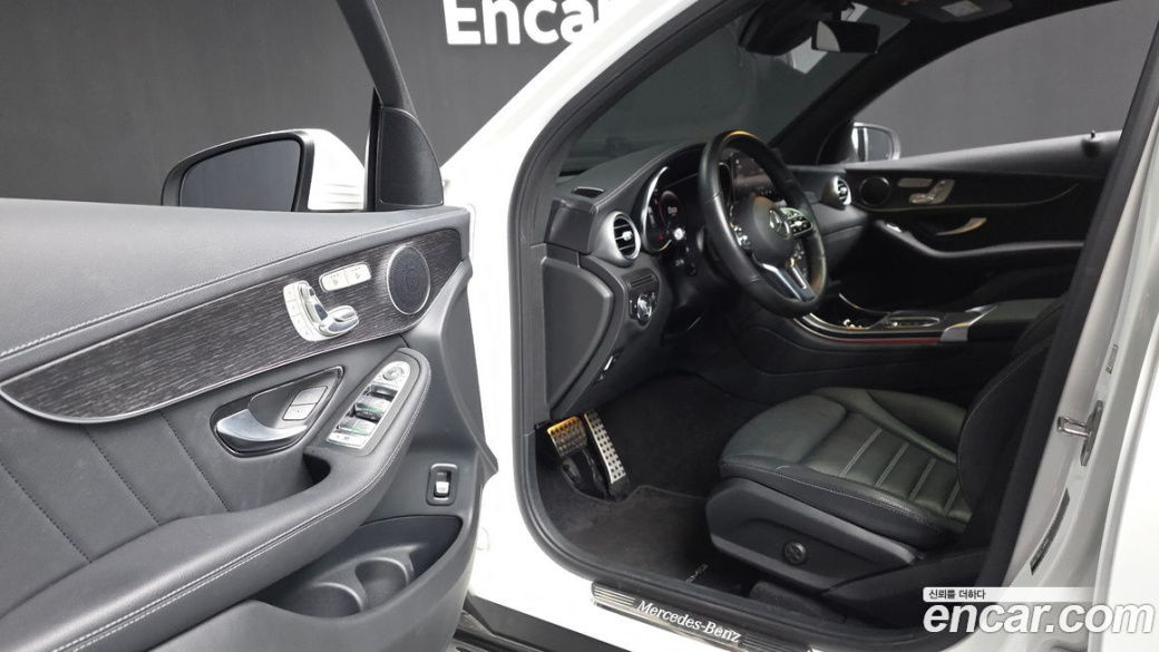 Mercedes-Benz GLC-Class GCL300 4MATIC Coupe, 2023