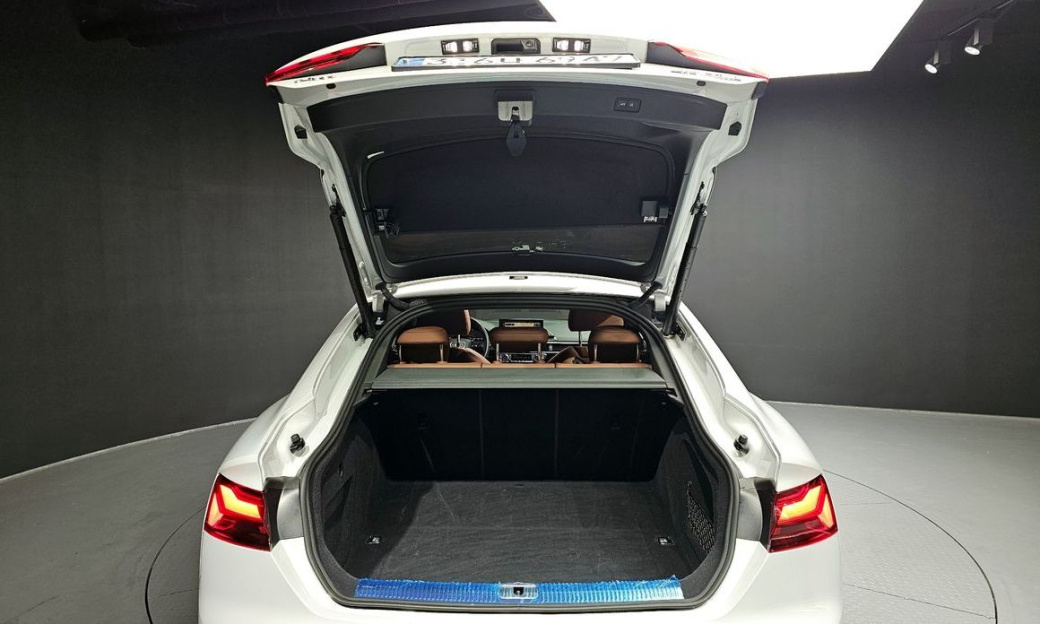 Audi A5 40 TDI Quattro Premium Sportback, 2021
