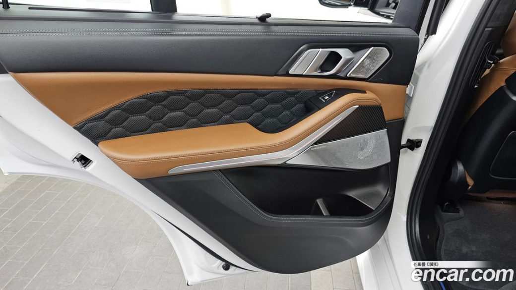 BMW X5M 4.4 Competition, 2024