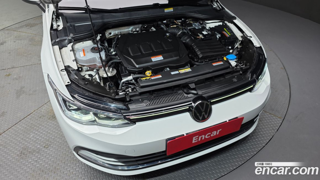 Volkswagen Golf 2.0 TDI Prestige, 2023