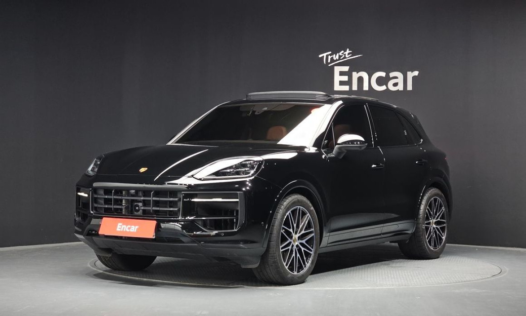 Porsche Cayenne 3.0, 2024