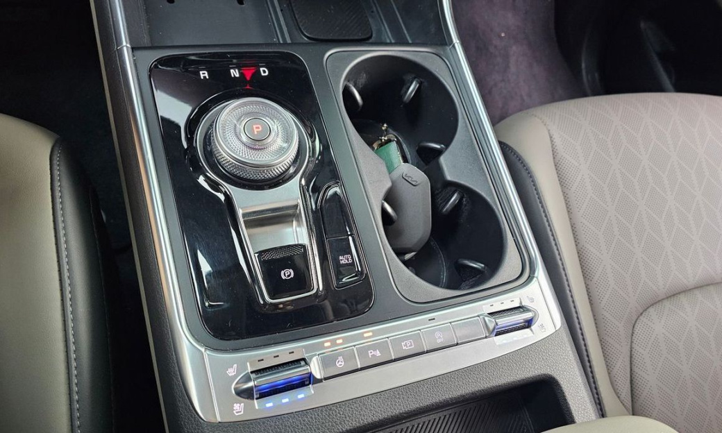 Kia Carnival 9-Seater Noblesse, 2025
