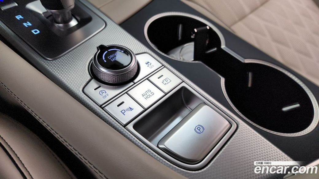 Genesis G70 Gasoline 2.5T 4WD, 2024