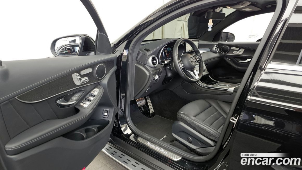Mercedes-Benz GLC-Class GCL300 4MATIC Coupe, 2023