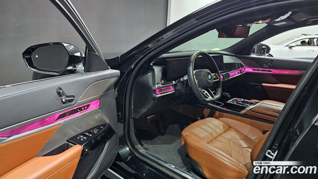 BMW 7-Series 740d xDrive M Sport, 2025