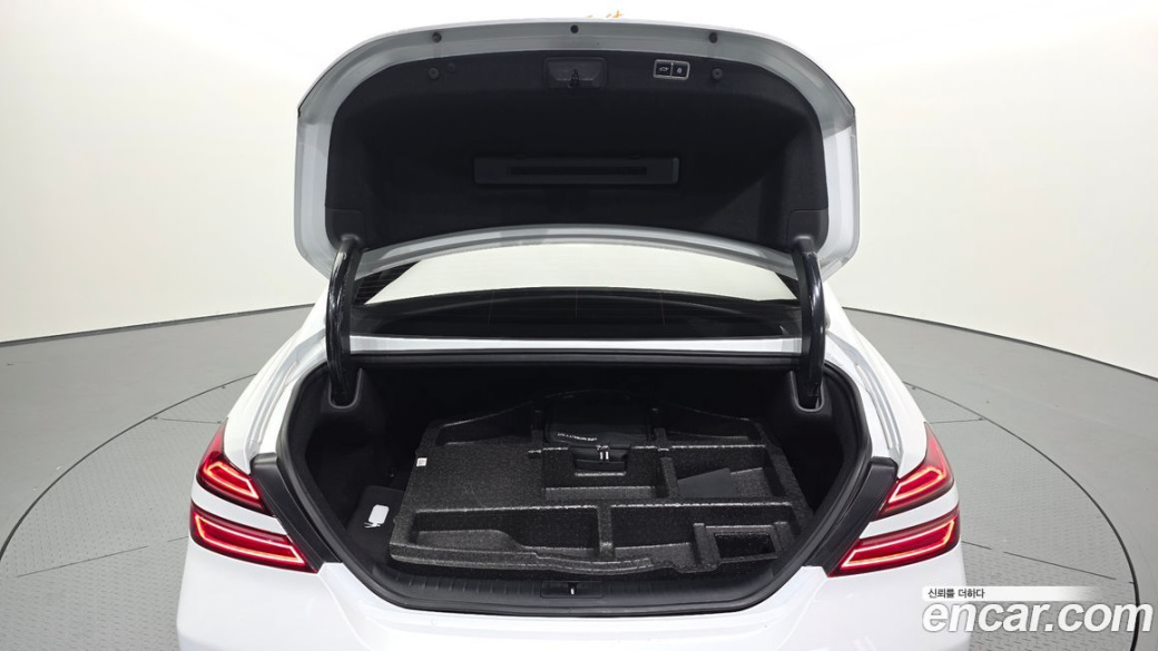 Genesis G70 Gasoline 2.0T 2WD, 2023