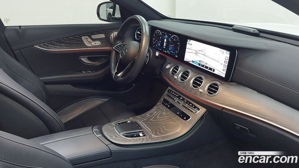 Mercedes-Benz E-Class E350 4MATIC Avantgarde, 2022