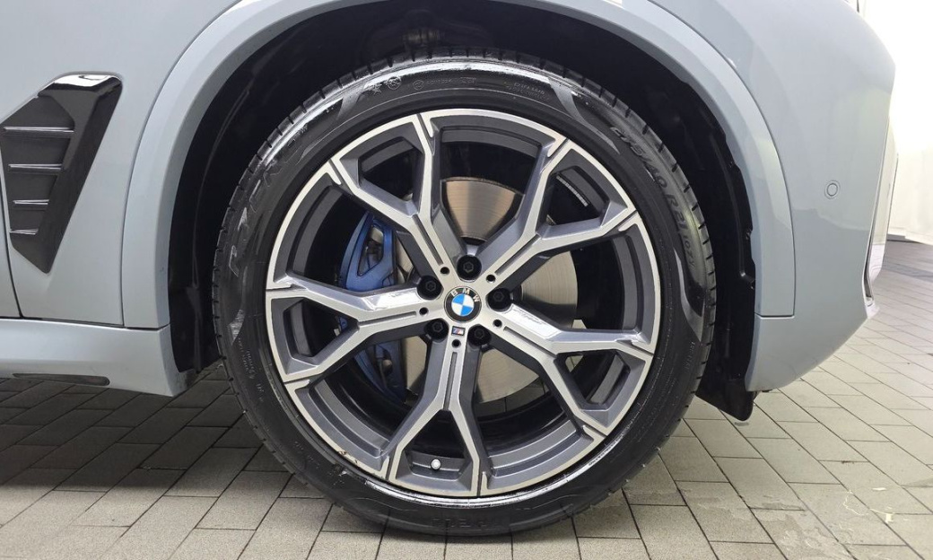 BMW X5 xDrive 40i M Sport, 2025
