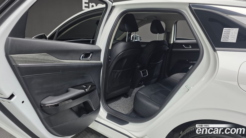 Kia K5 2.0, 2025