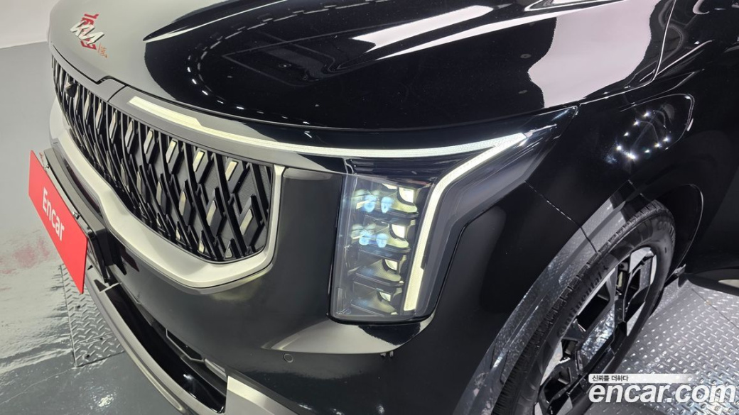 Kia Carnival 9-Seater Hi Limousine (Special Vehicle), 2025