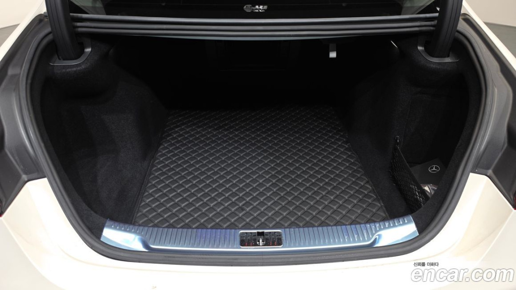 Mercedes-Benz S-Class S400 d 4MATIC, 2023