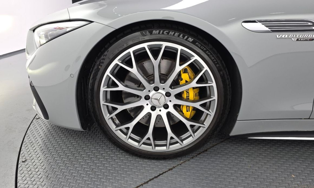 Mercedes-Benz SL-Class AMG SL63 4MATIC+, 2023