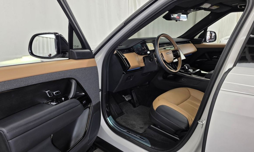 Land Rover Range Rover Sport P360 Autobiography, 2024