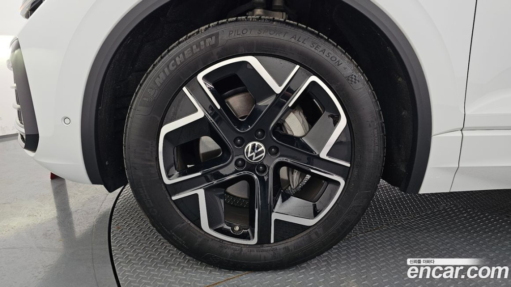 Volkswagen Touareg 3.0 TDI Prestige, 2024