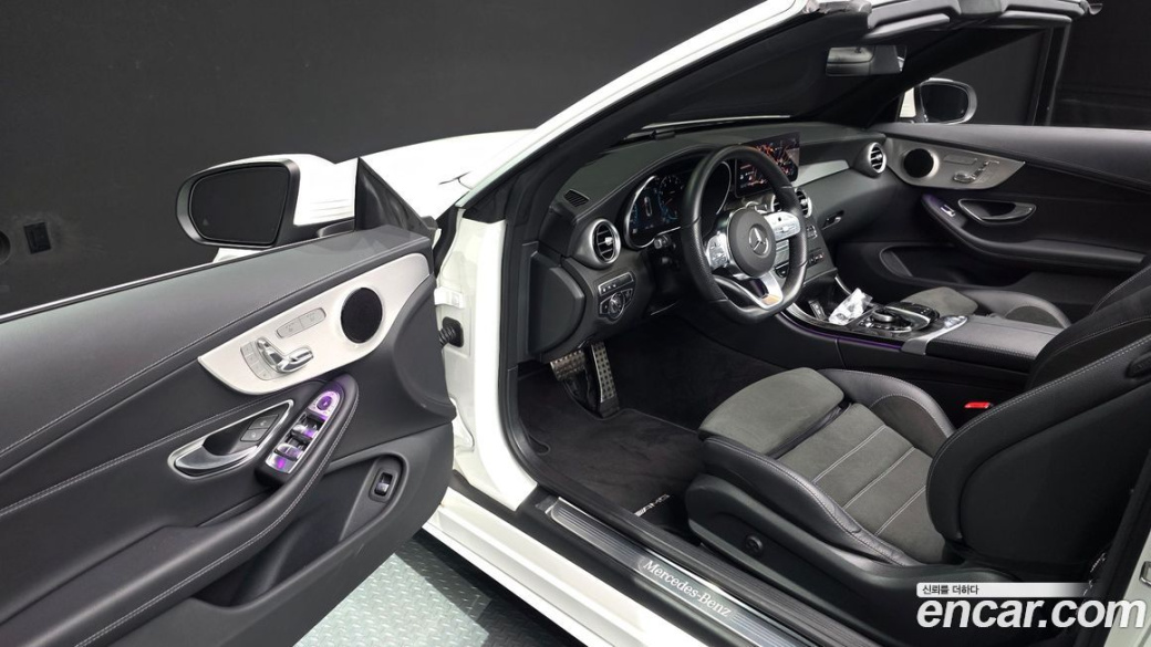 Mercedes-Benz C-Class C200 Cabriolet, 2023