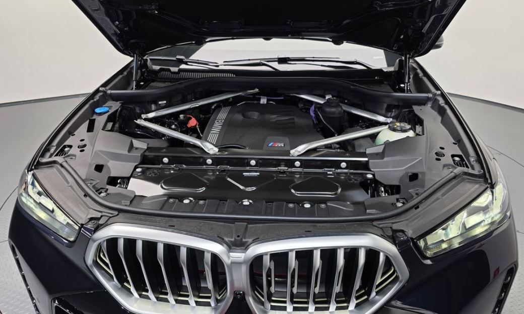 BMW X6 xDrive40i M Sport, 2026