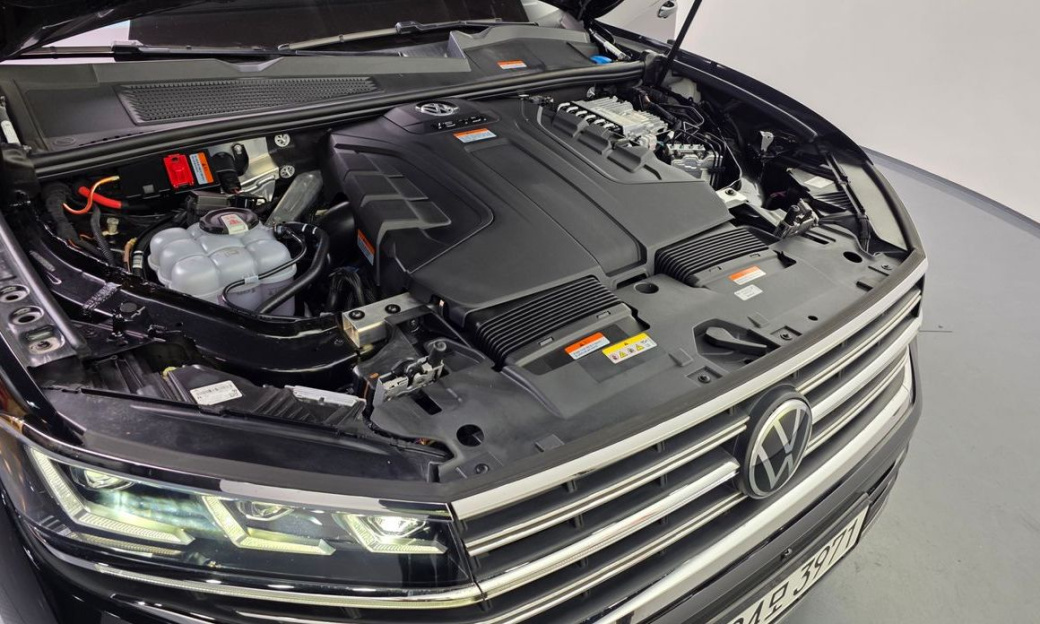 Volkswagen Touareg 3.0 TDI Prestige, 2024
