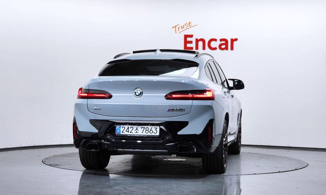 BMW X4 xDrive M40i, 2025