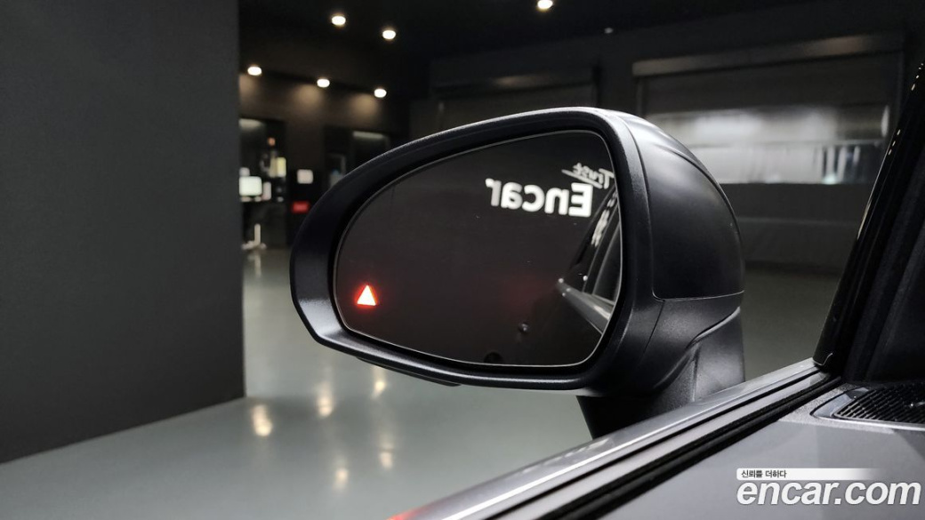 Mercedes-Benz GLC-Class GLC300 4MATIC AMG Line, 2025