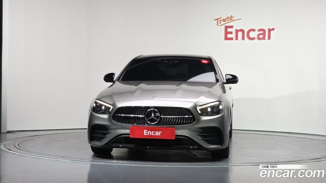 Mercedes-Benz E-Class E350 4MATIC AMG Line, 2023