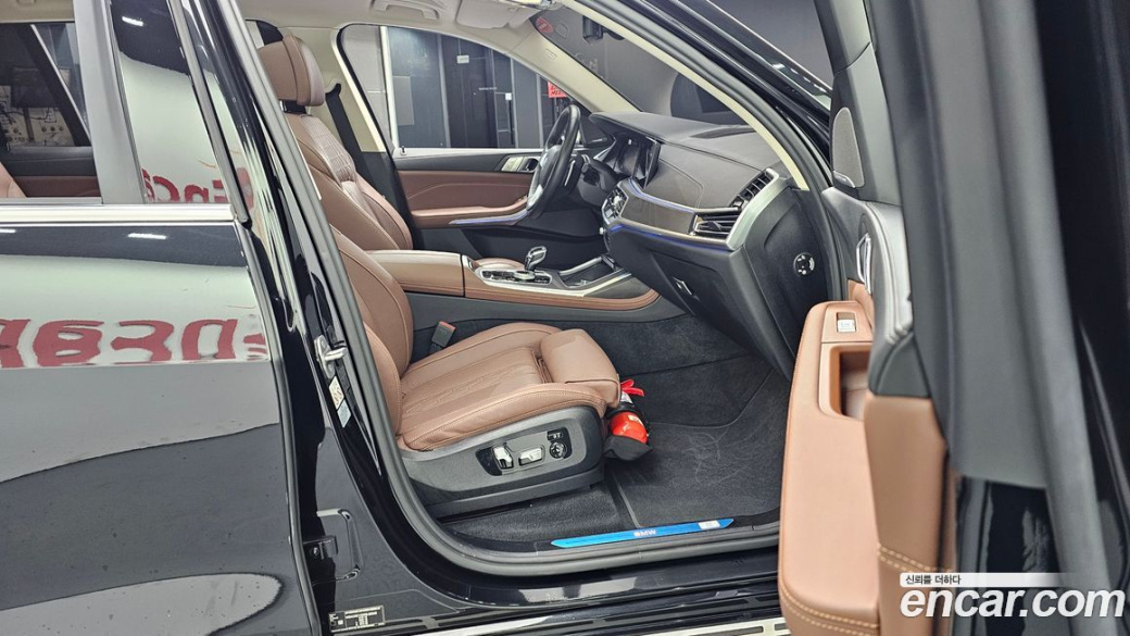 BMW X7 xDrive 40i Design Pure Excellence 7-Seater, 2022