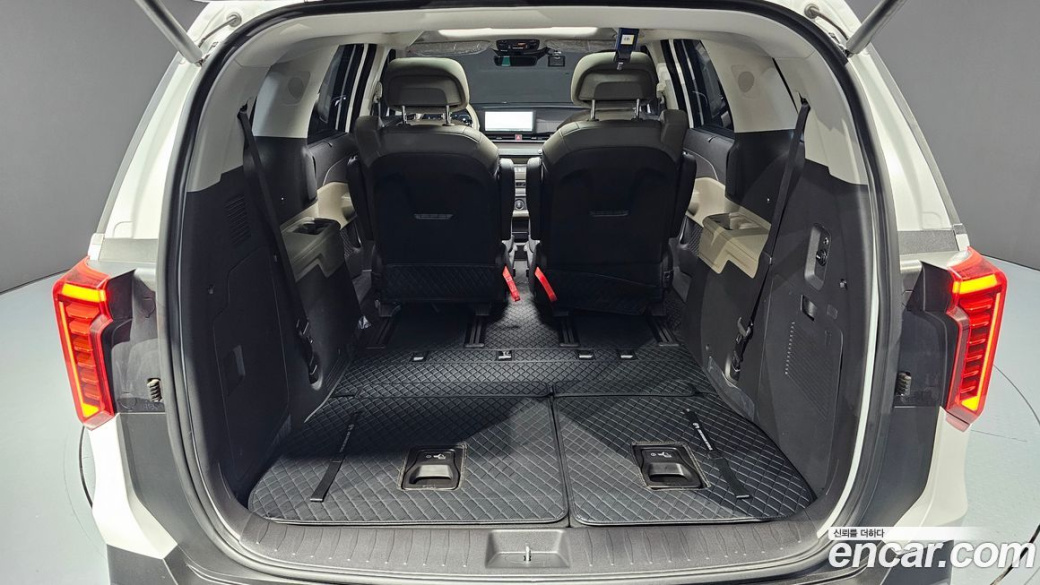 Kia Carnival 7-Seater Noblesse, 2025