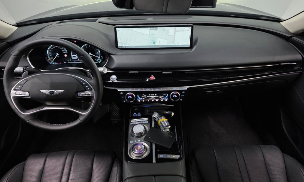Genesis G80 Gasoline 2.5 Turbo AWD, 2024
