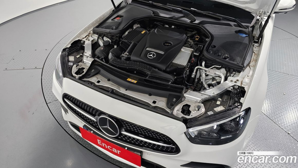 Mercedes-Benz E-Class E250 AMG Line, 2023