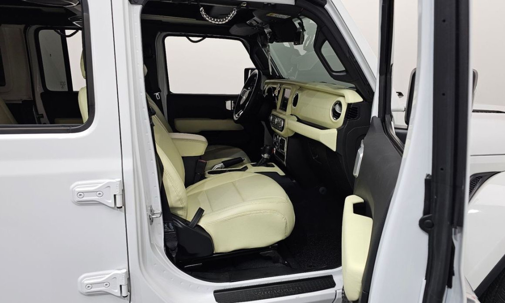 Jeep Wrangler 2.0 Overland Power Top 4Door, 2022
