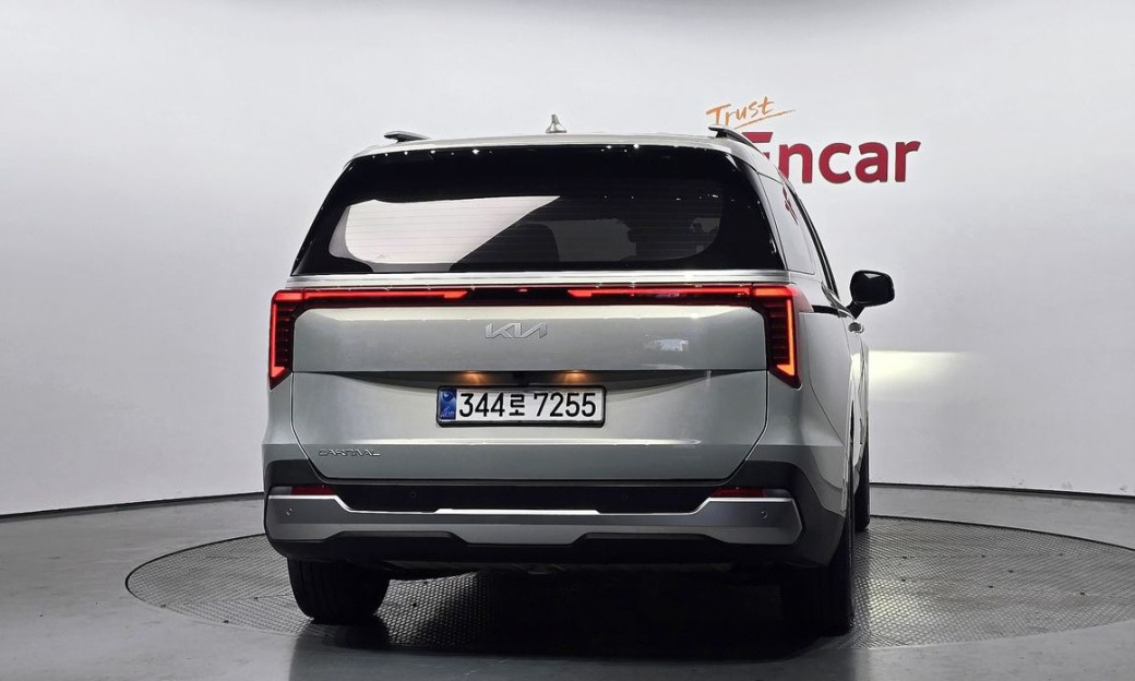 Kia Carnival 9-Seater Prestige, 2025