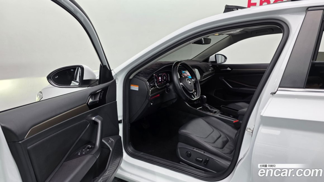 Volkswagen Jetta 1.4 TSI Prestige, 2021