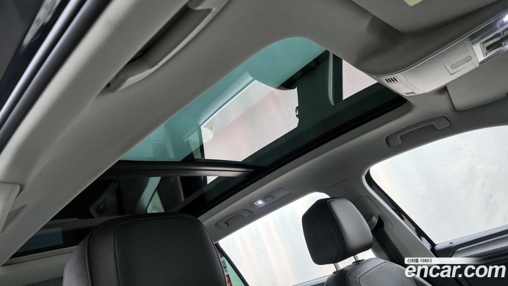 Volkswagen Tiguan 2.0 TSI Prestige, 2023