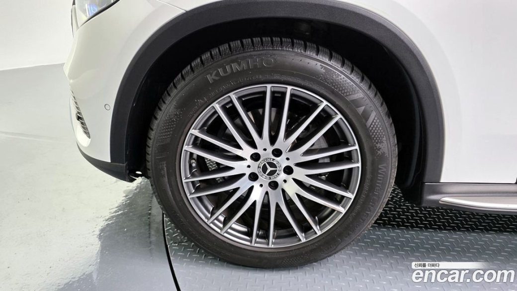 Mercedes-Benz GLC-Class GLC 300 4MATIC Avantgarde, 2025