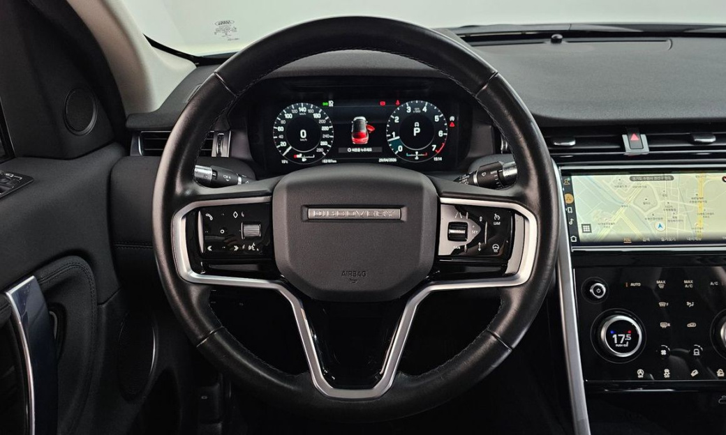 Land Rover Discovery Sport P250 SE, 2022