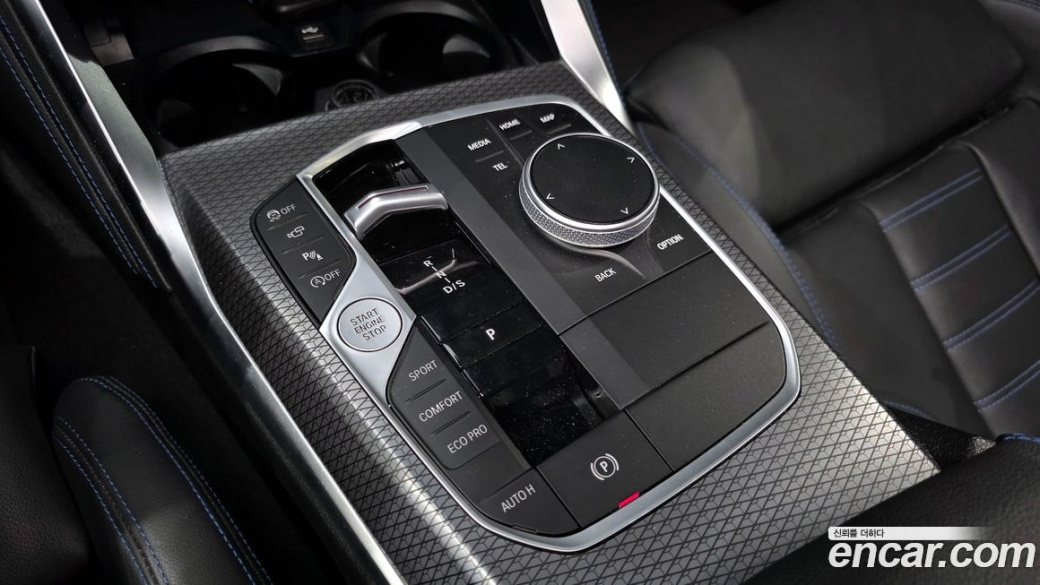 BMW 2-Series M240i xDrive Coupe, 2023