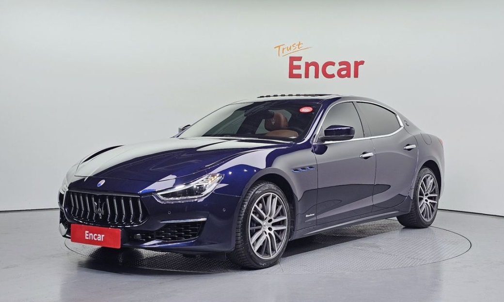Maserati Ghibli 2.0 Granlusso, 2021