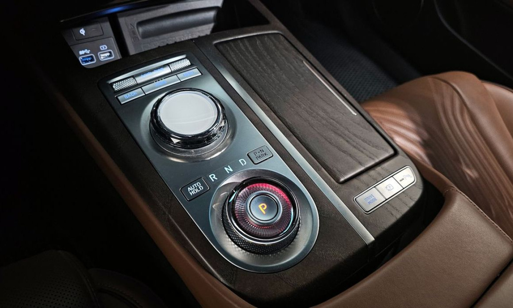 Genesis G80 Gasoline 2.5 Turbo 2WD, 2023